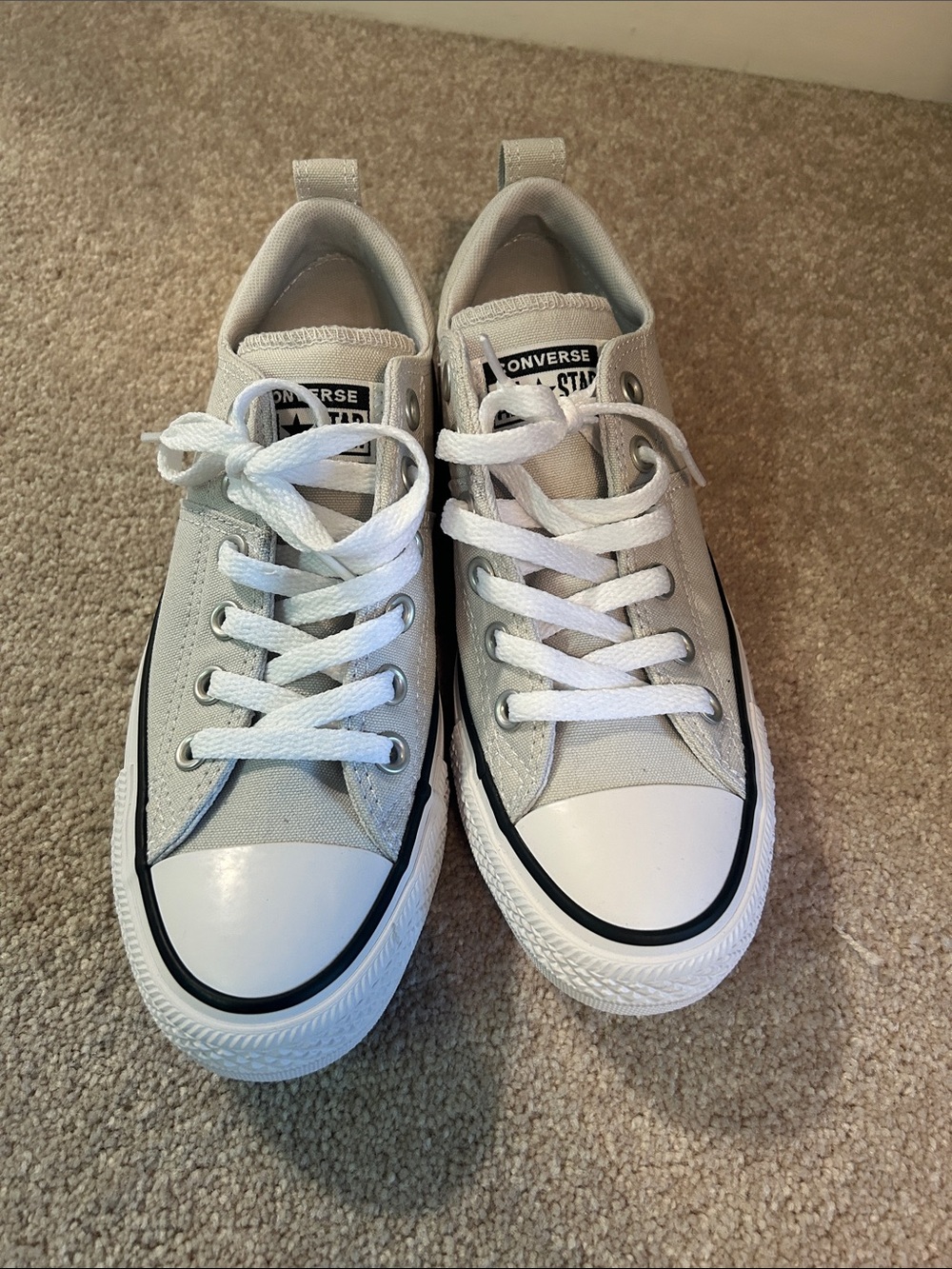 Converse Low Top Sneakers - Light Gray and White